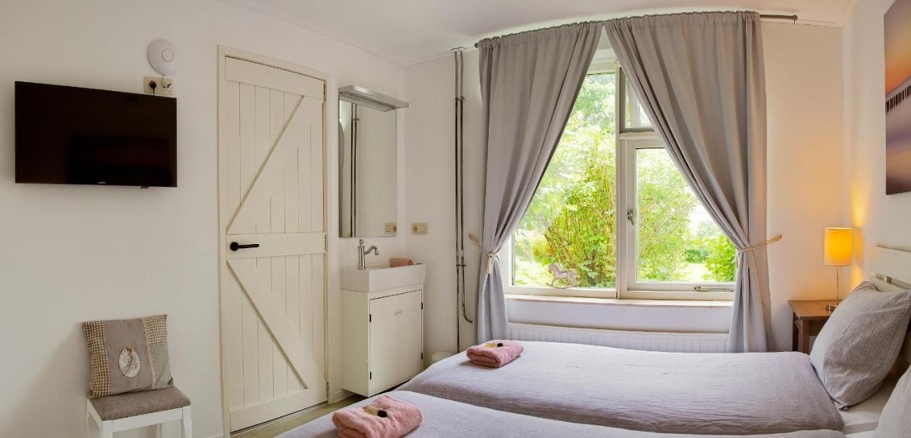 Bed and Breakfast Het Zoete Pèèrd à Groede Extérieur photo